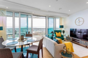 Panoramic balcony luxury condo